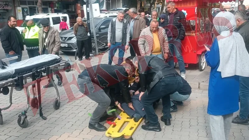 Dönüş yapan servis aracı yayaya çarptı