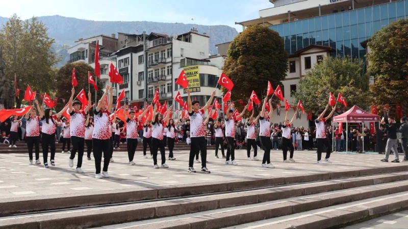 Cumhuriyetin Temellerinin Atıldığı Amasya'da 103. Yıl Coşkusu