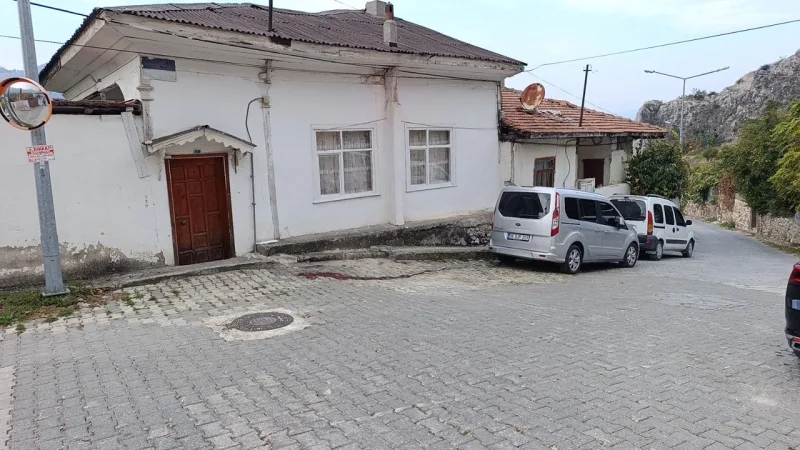 Amasya'da Bisikletle Duvara Çarpan Adam Hayatını Kaybetti