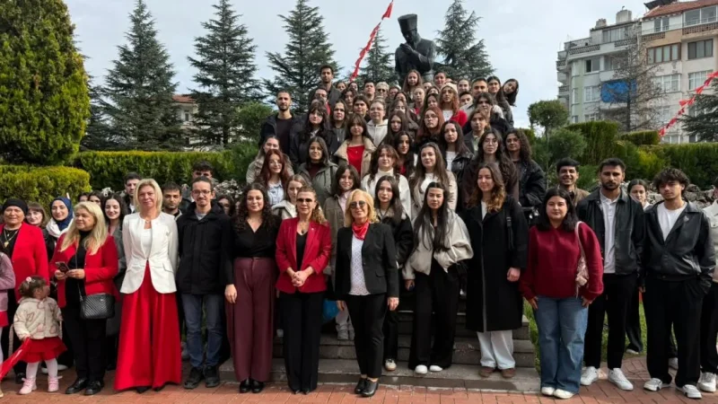 13 STK’dan Afyon’da Cumhuriyet kutlaması